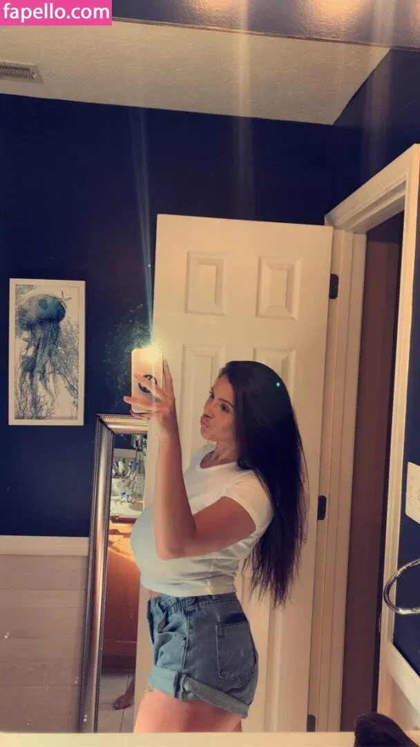 Kaylee Burnett Onlyfans Photo Gallery 