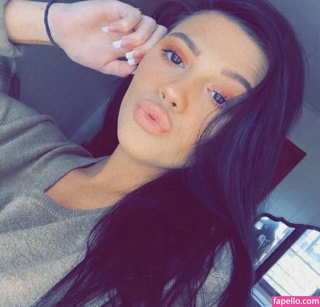 Kaylee Burnett Onlyfans Photo Gallery 