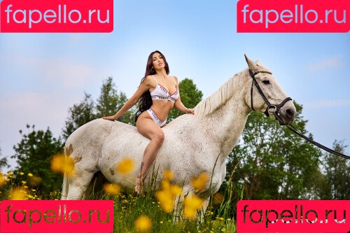 Stella Violet Onlyfans Photo Gallery 