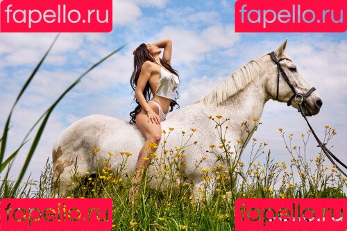 Stella Violet Onlyfans Photo Gallery 