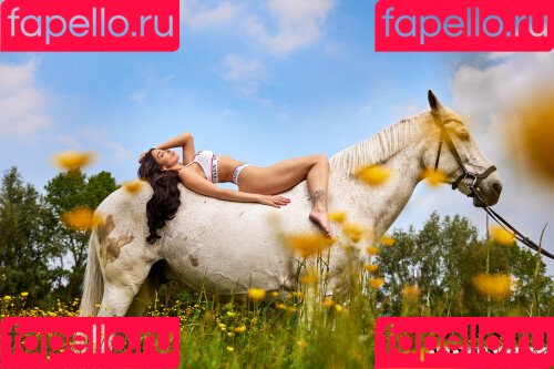 Stella Violet Onlyfans Photo Gallery 