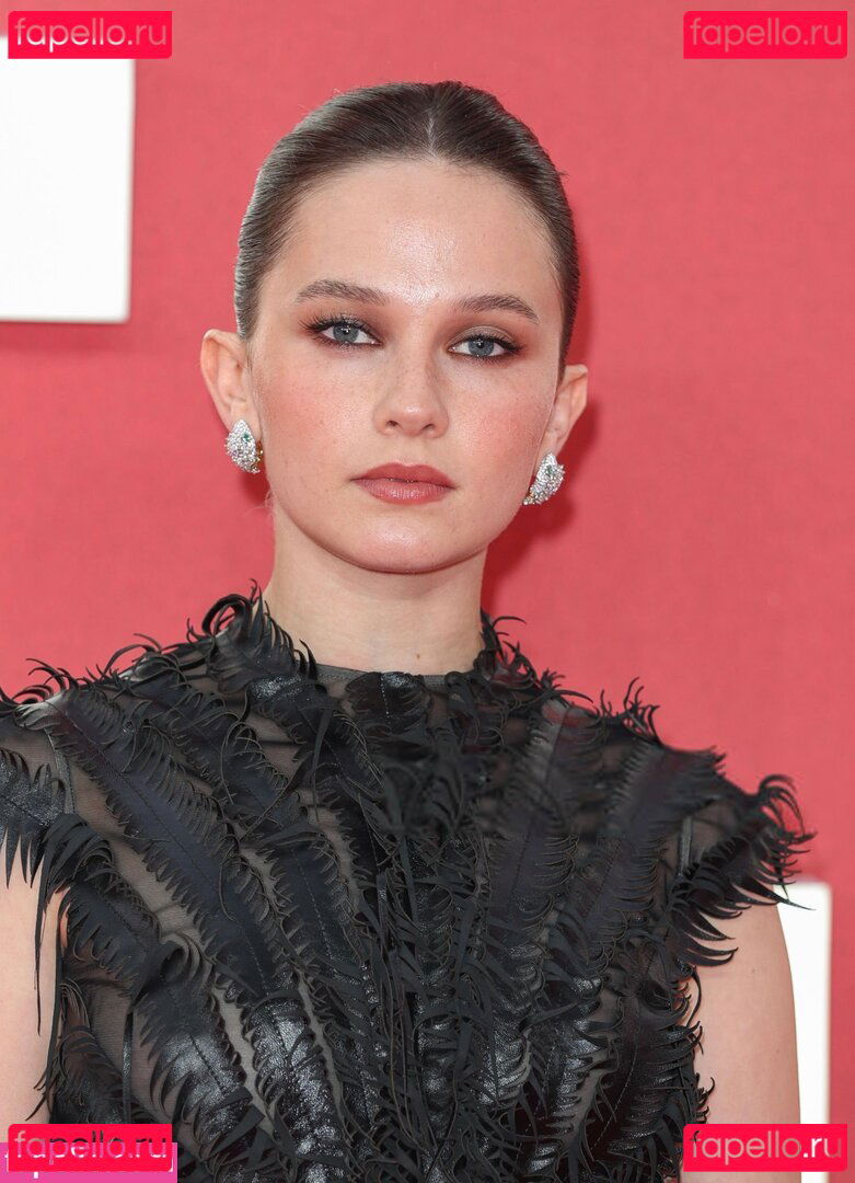 Cailee Spaeny / caileespaeny Onlyfans Photo Gallery 