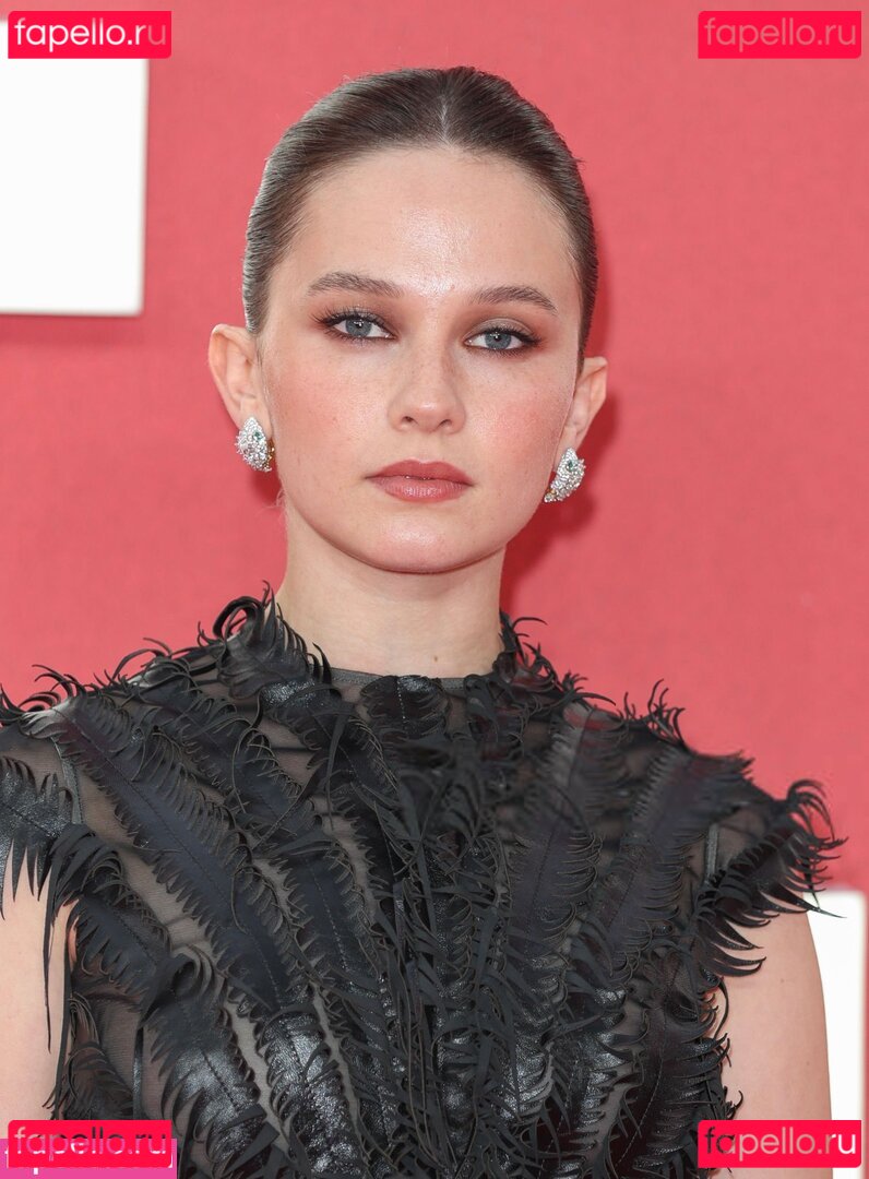 Cailee Spaeny / caileespaeny Onlyfans Photo Gallery 