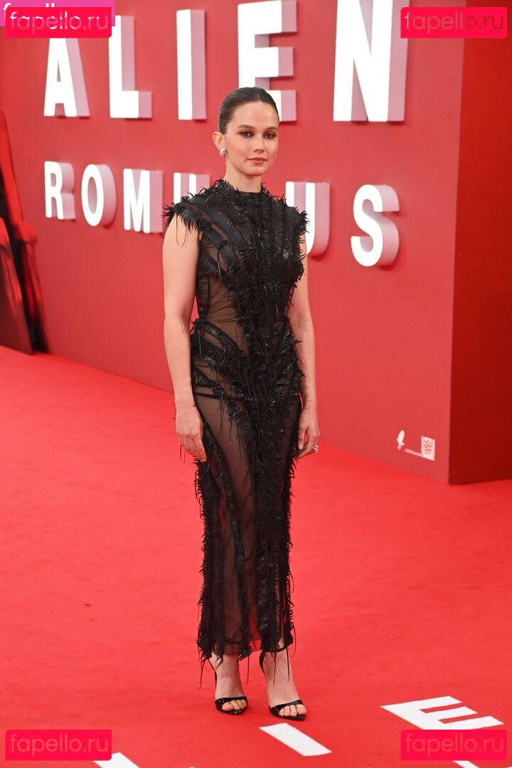 Cailee Spaeny / caileespaeny Onlyfans Photo Gallery 