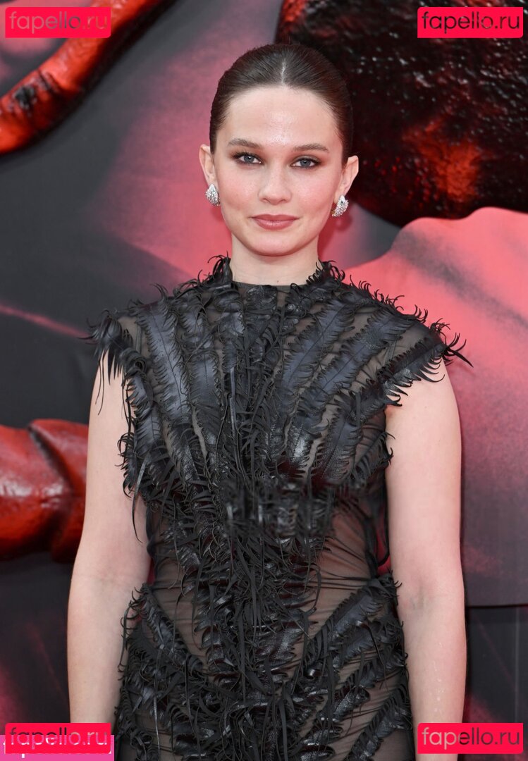 Cailee Spaeny / caileespaeny Onlyfans Photo Gallery 