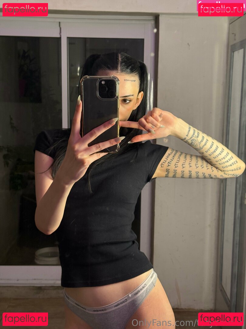 tatysmithh Onlyfans Photo Gallery 