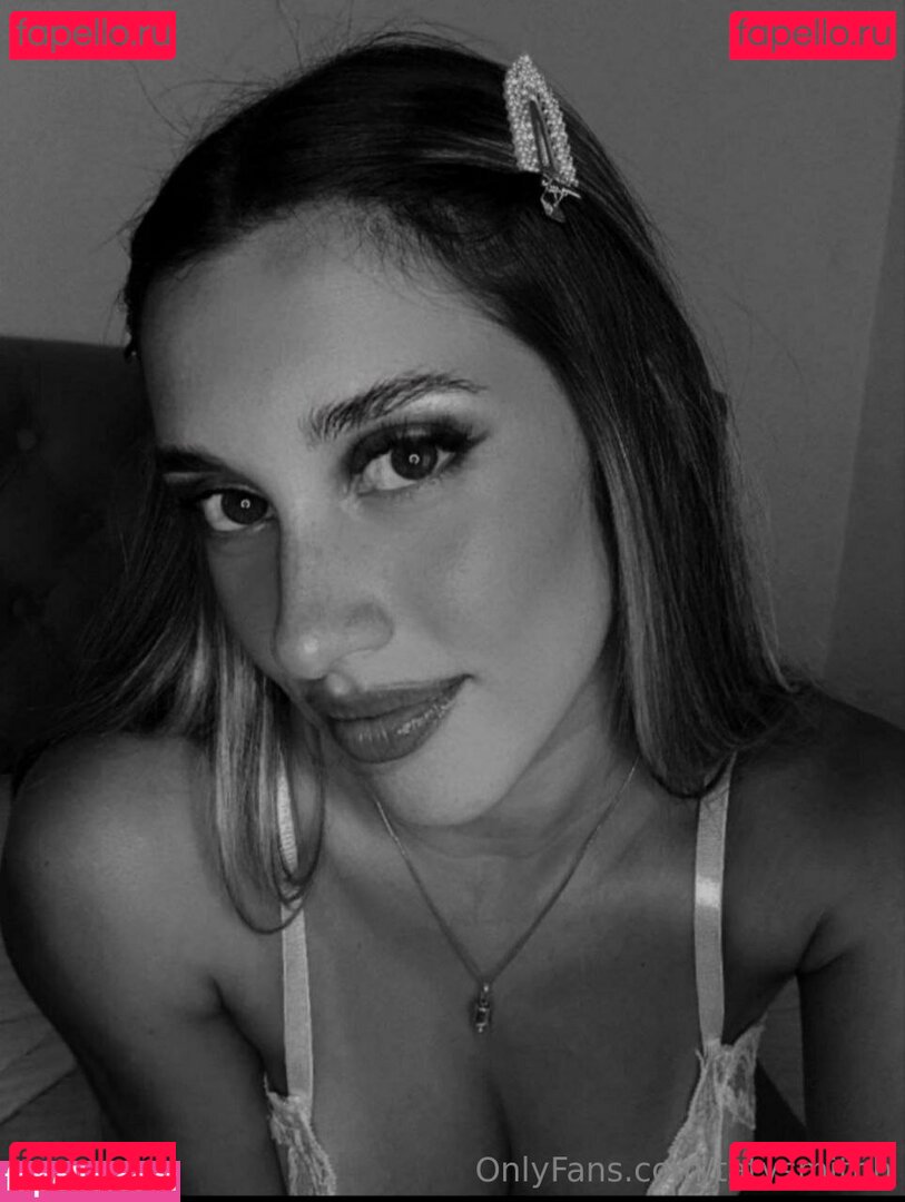 tatysmithh Onlyfans Photo Gallery 