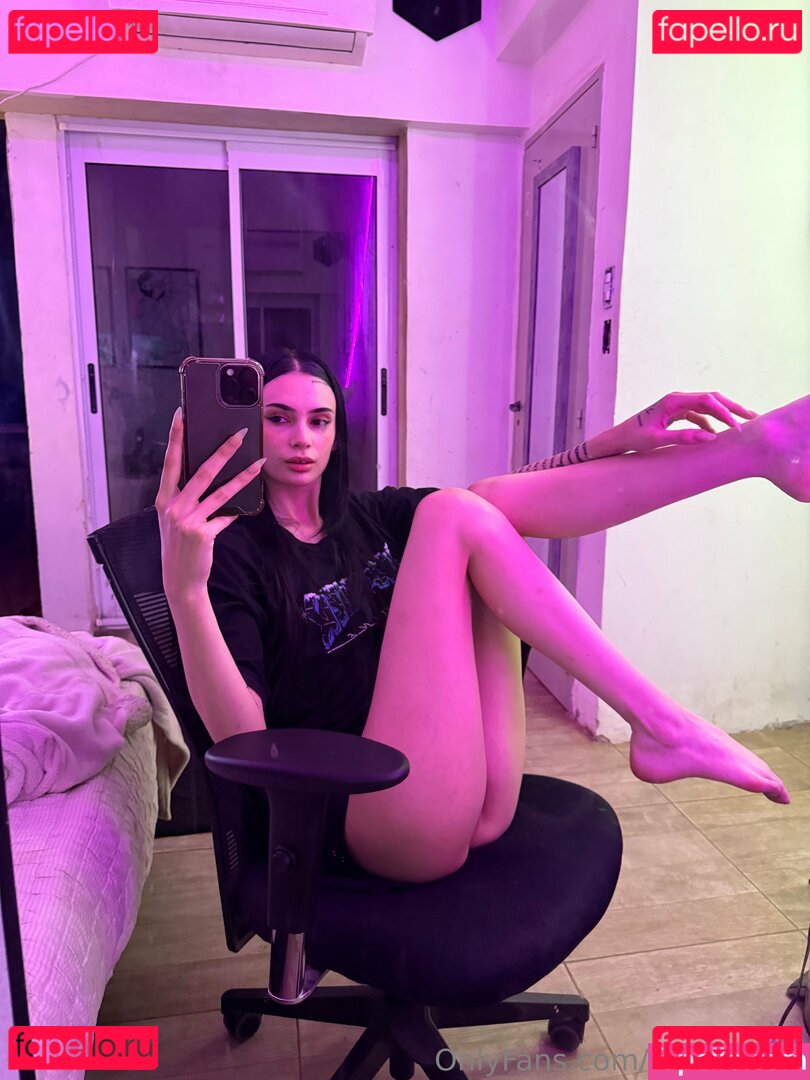 tatysmithh Onlyfans Photo Gallery 