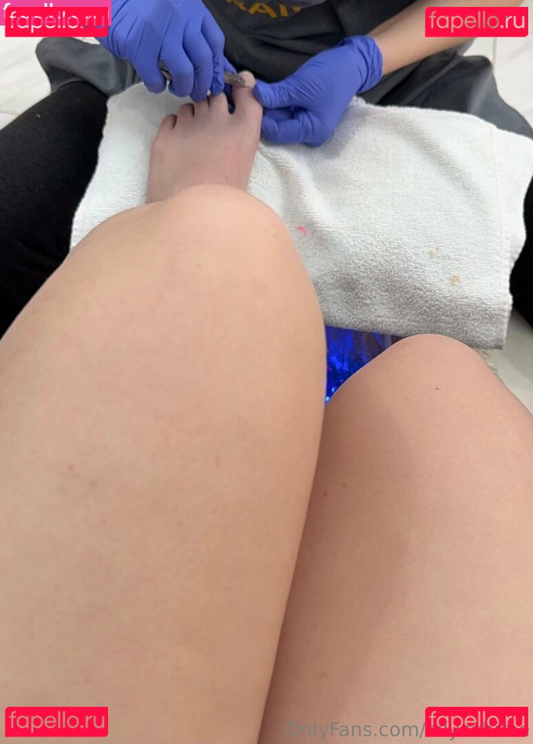 AllyceHime Nude Onlyfans Photo 37