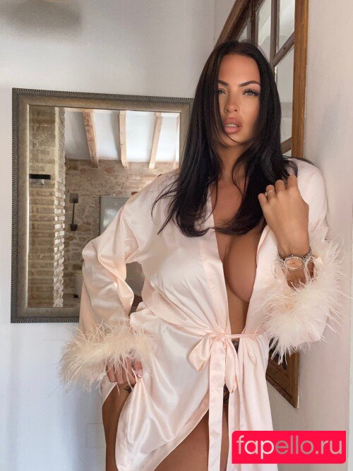 CHLOE LOPEZZ / Itschloelopezz Nude Onlyfans Photo 6
