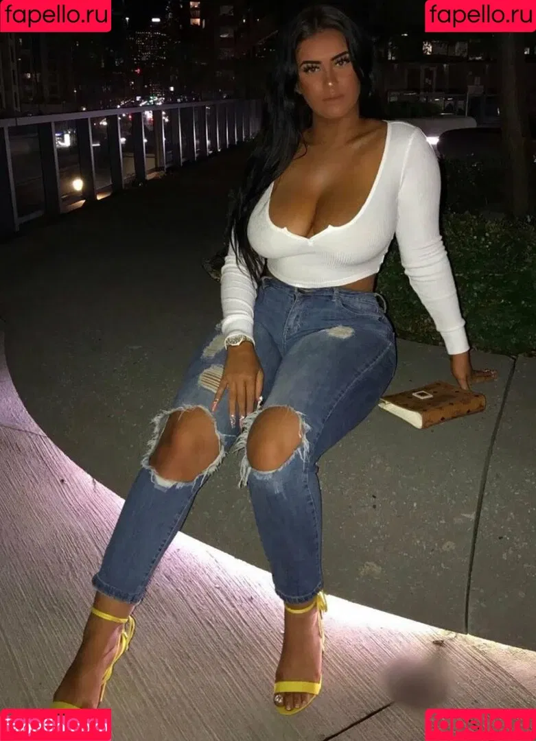 Viphanaaels Onlyfans Photo Gallery 