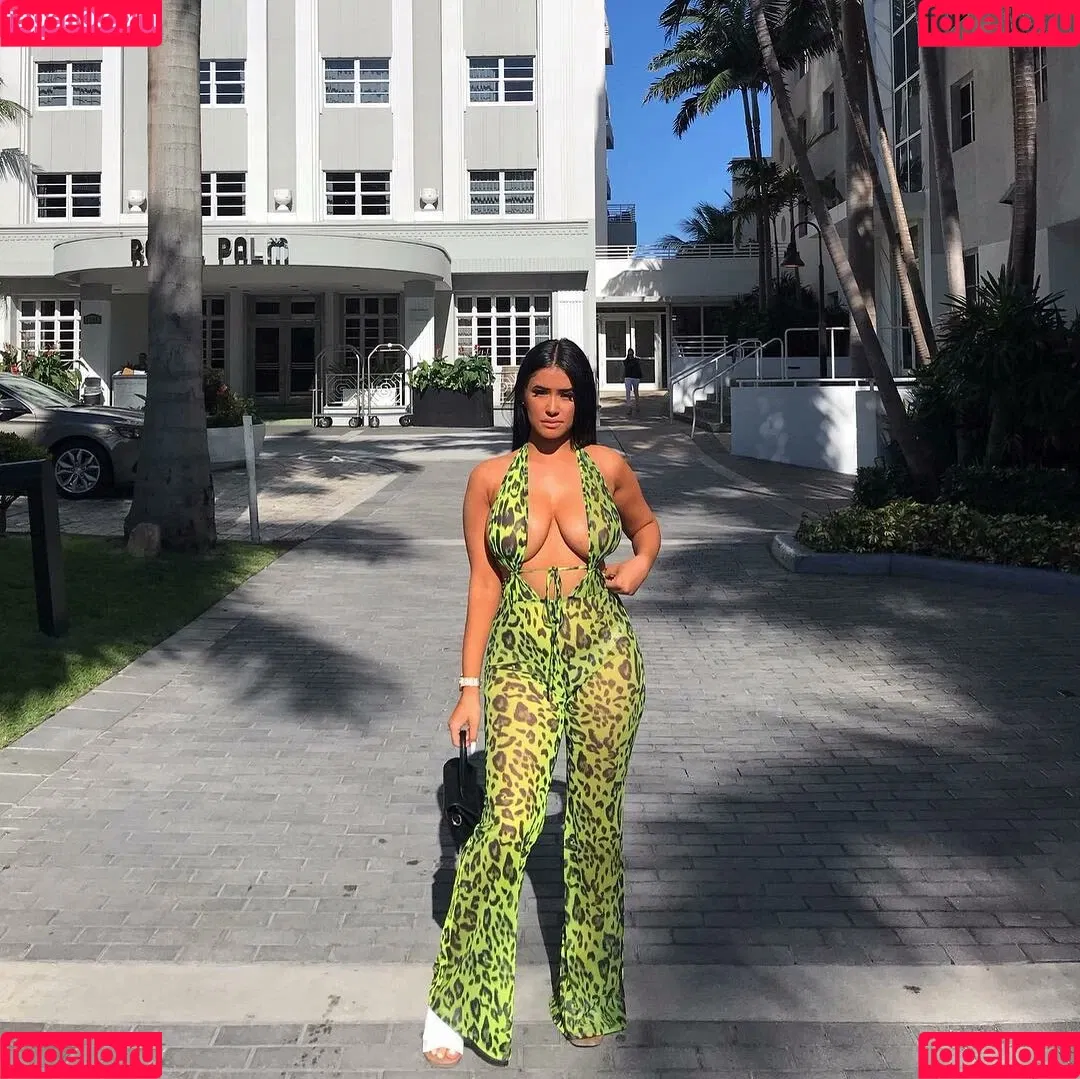 Viphanaaels Onlyfans Photo Gallery 