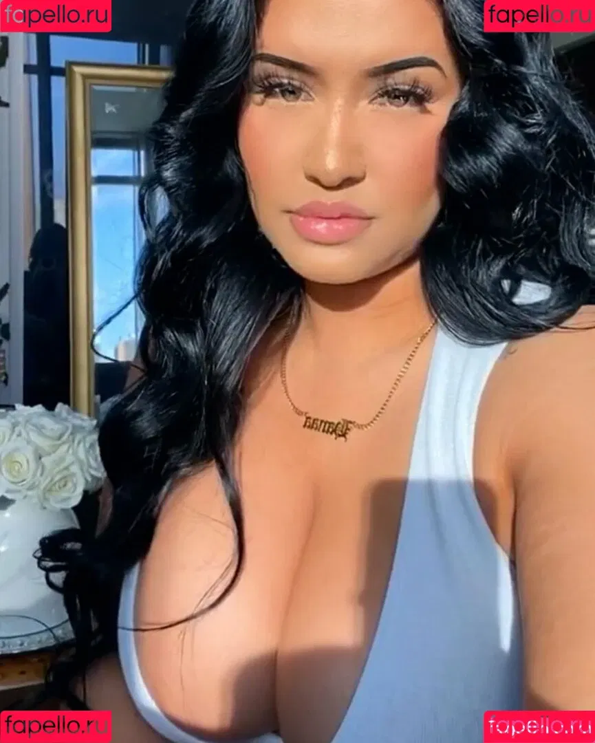 Viphanaaels Onlyfans Photo Gallery 