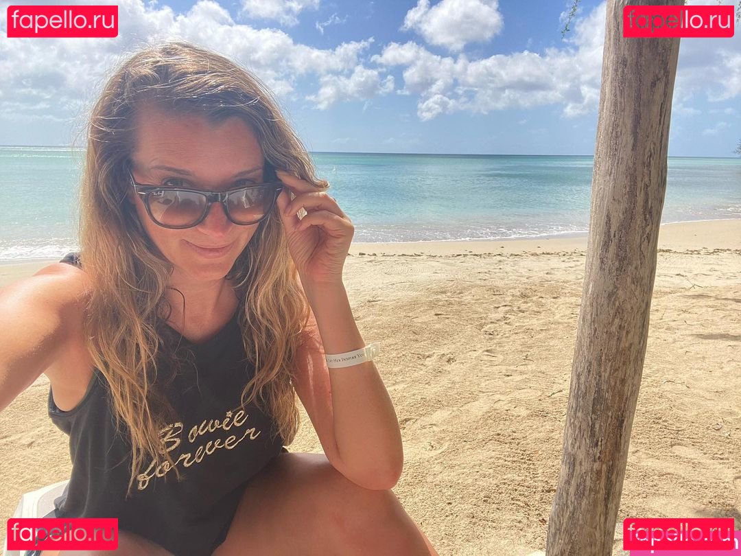 Sarah Champion / sarahjaynechampion Onlyfans Photo Gallery 