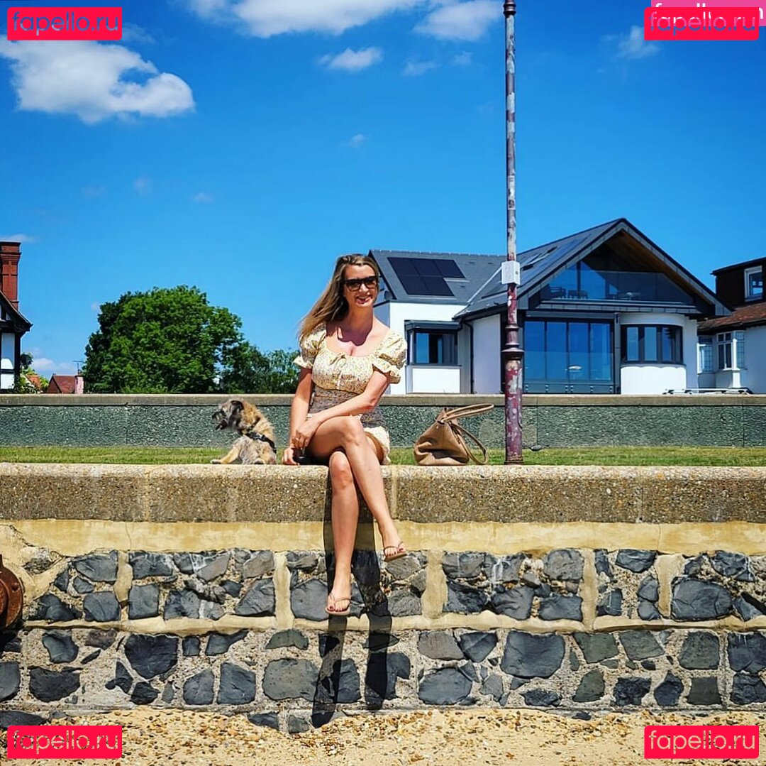 Sarah Champion / sarahjaynechampion Onlyfans Photo Gallery 