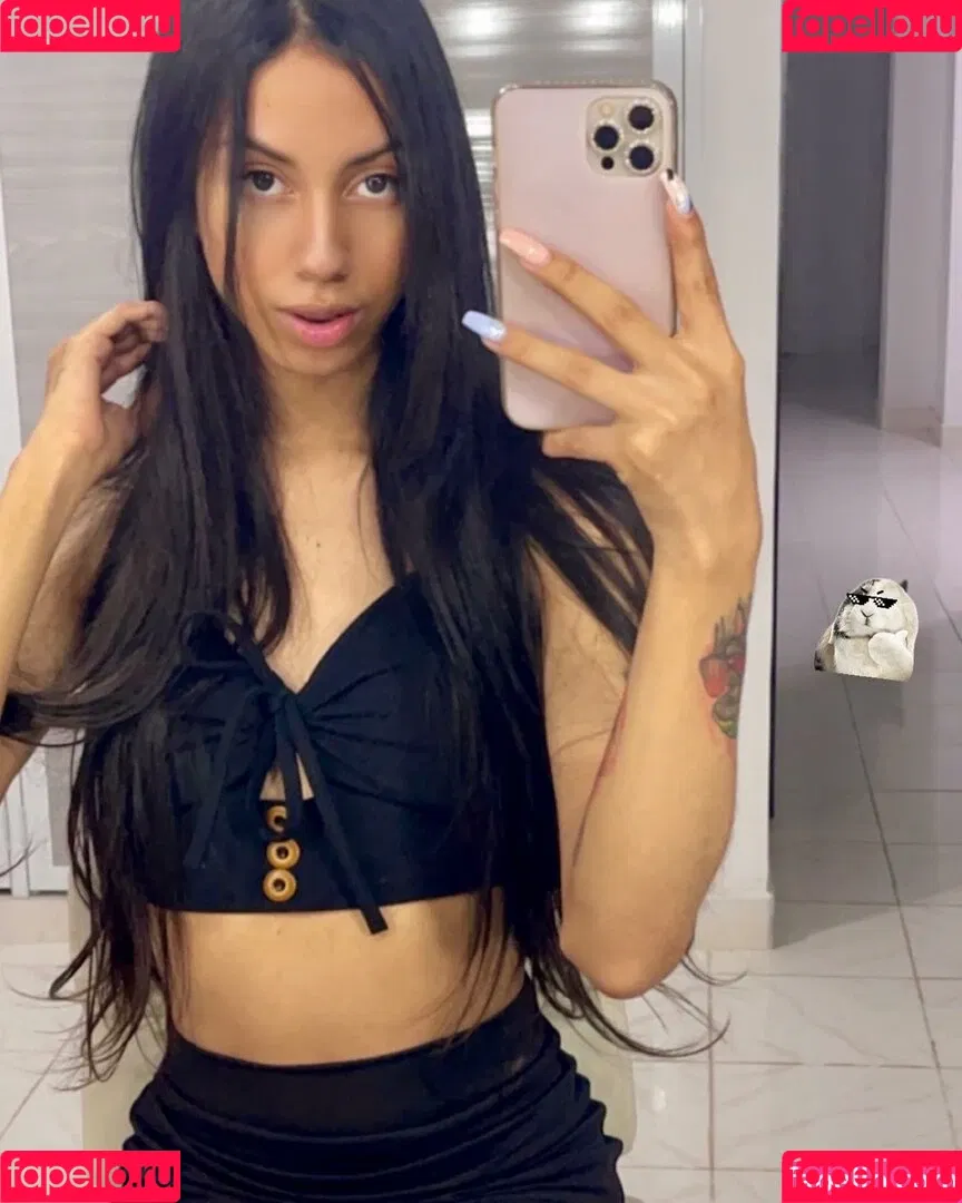 Karoll Valencia Onlyfans Photo Gallery 