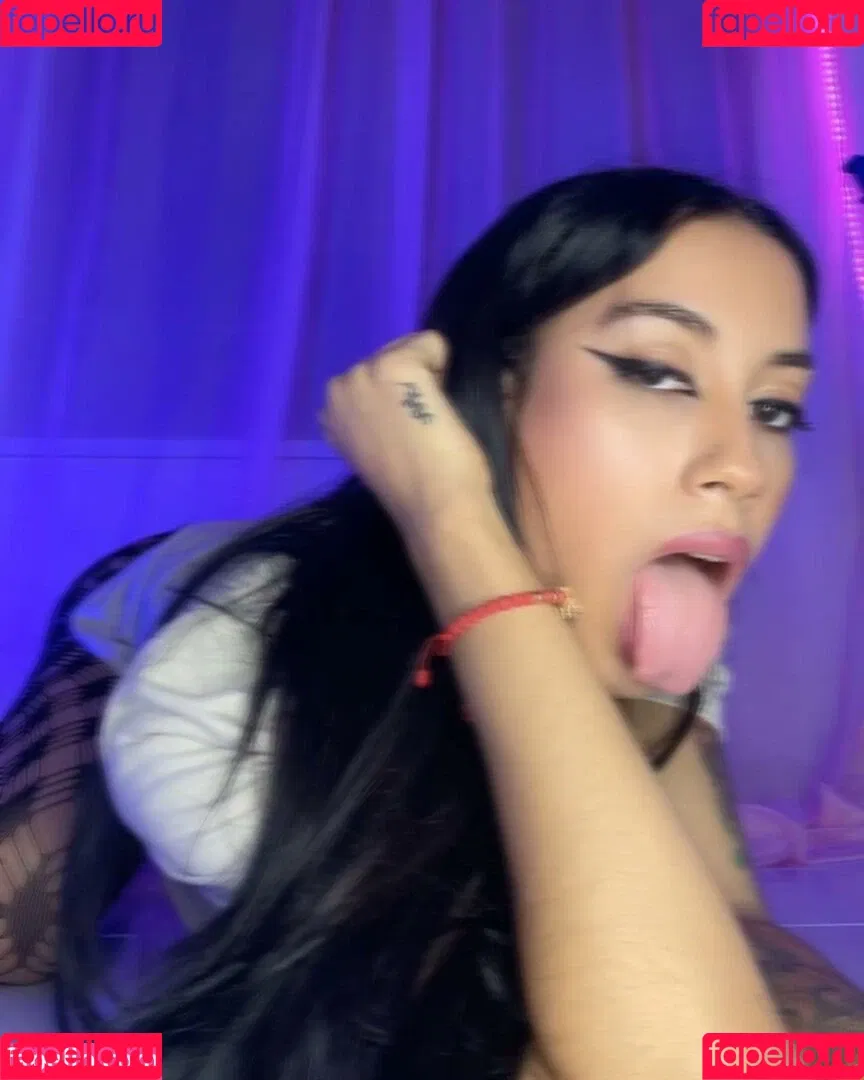 Karoll Valencia Onlyfans Photo Gallery 