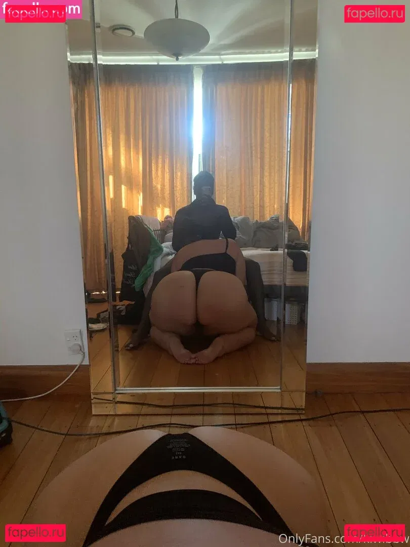 kiwibbw Onlyfans Photo Gallery 