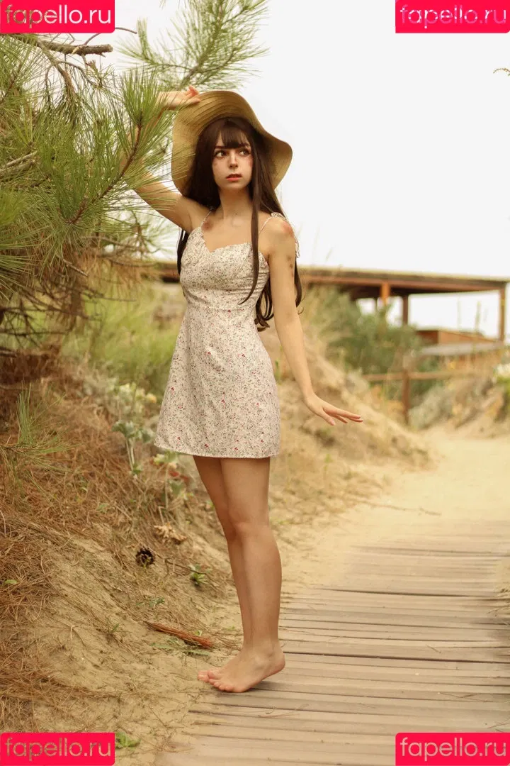 Himee.lily Onlyfans Photo Gallery 
