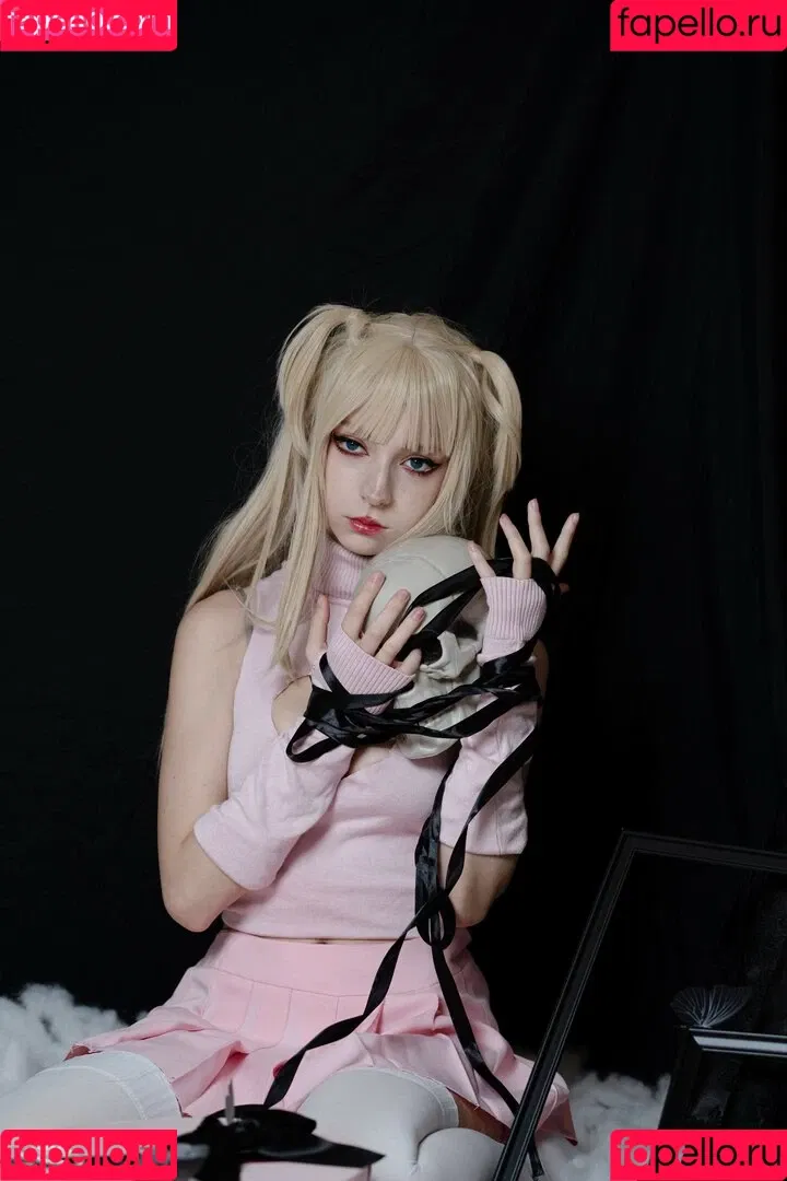 Himee.lily Onlyfans Photo Gallery 