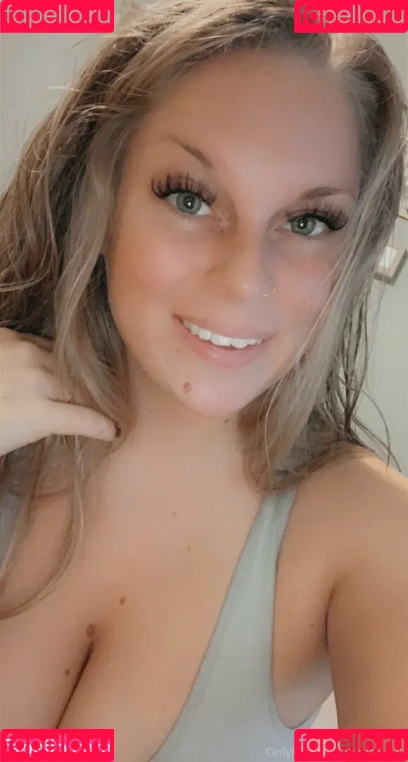 booty_milf Onlyfans Photo Gallery 