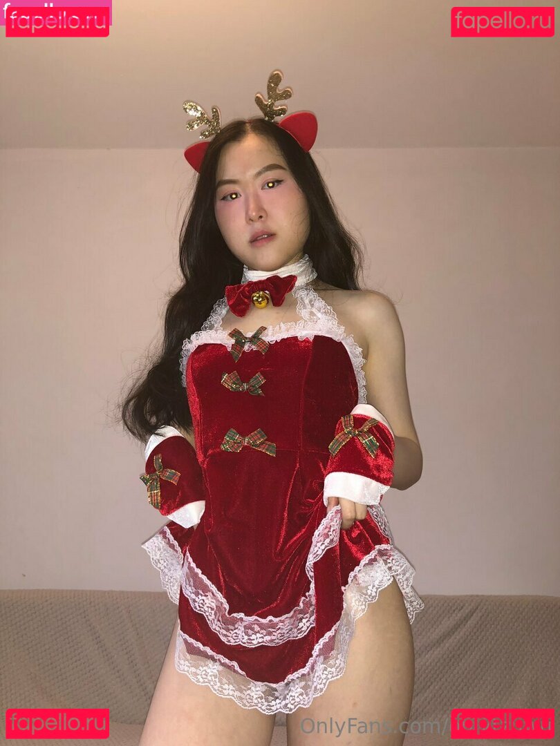 Onlytzuwu / onlytzu614 / roundmochitzuu Onlyfans Photo Gallery 