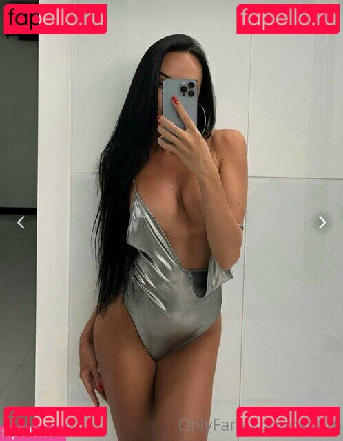 osia_m Onlyfans Photo Gallery 
