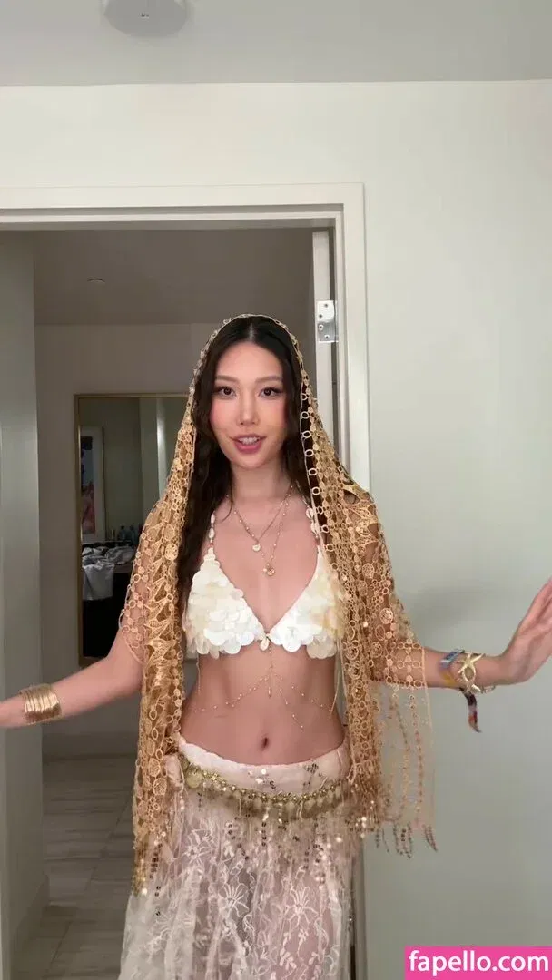 emilythebearrr Onlyfans Photo Gallery 