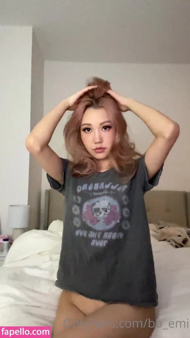 emilythebearrr Onlyfans Photo Gallery 