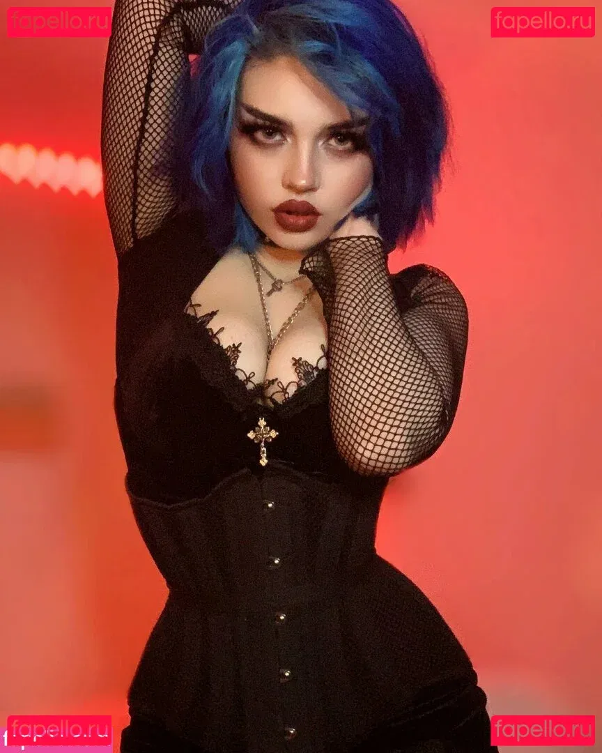 QueenNephilim Onlyfans Photo Gallery 