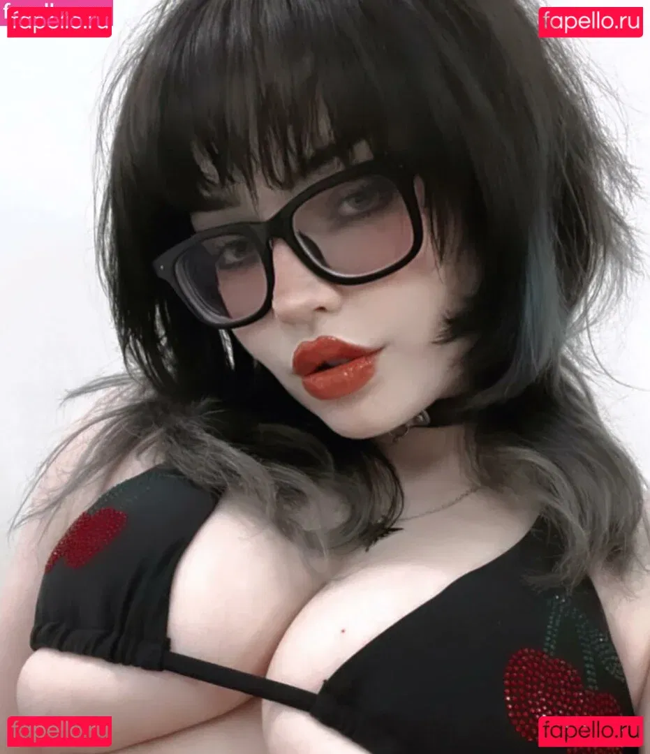 QueenNephilim Onlyfans Photo Gallery 