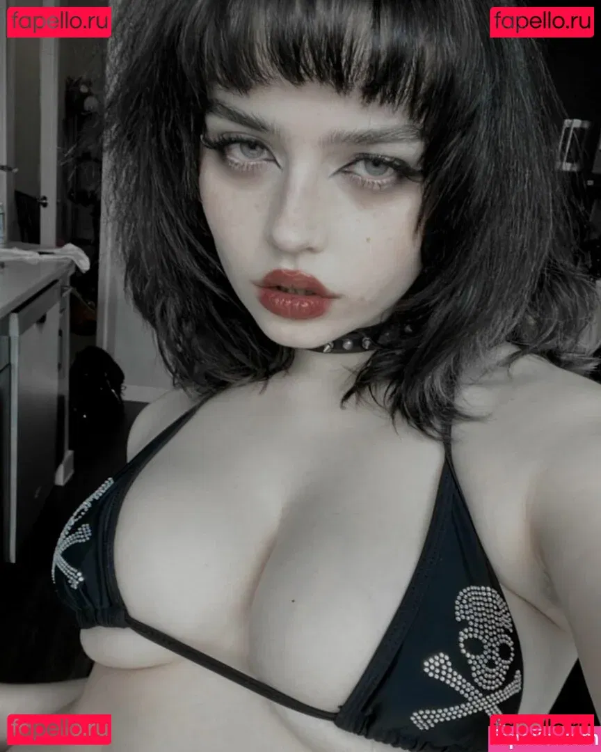 QueenNephilim Onlyfans Photo Gallery 