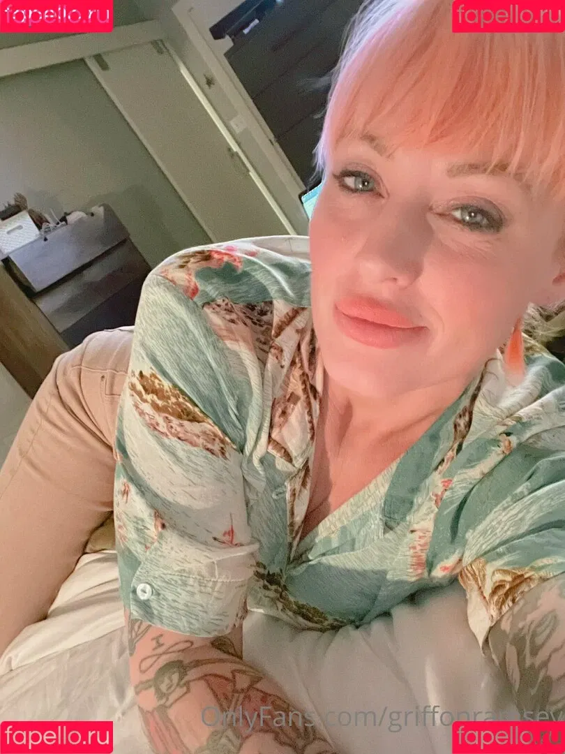 griffonramsey Onlyfans Photo Gallery 