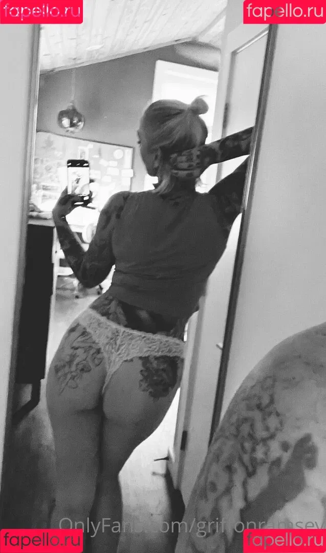 griffonramsey Onlyfans Photo Gallery 