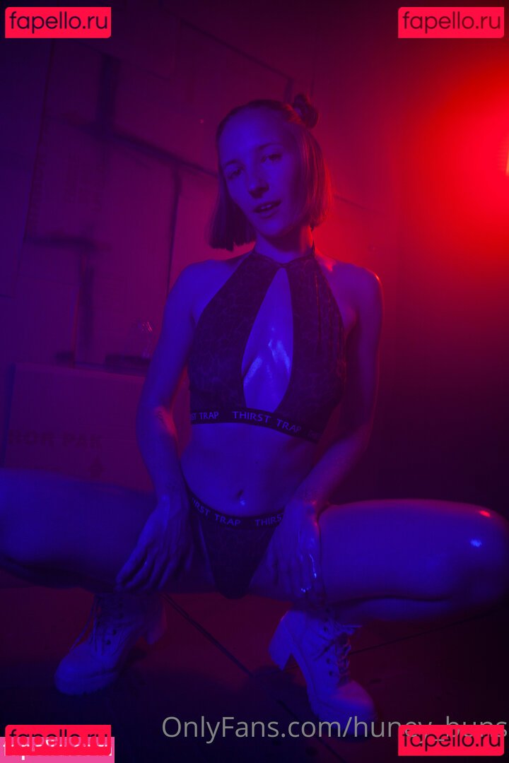 huney_bun / huney_buns Nude Onlyfans Photo 6
