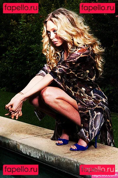 Portia Doubleday Onlyfans Photo Gallery 