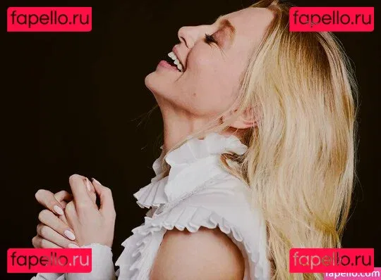 Portia Doubleday Onlyfans Photo Gallery 