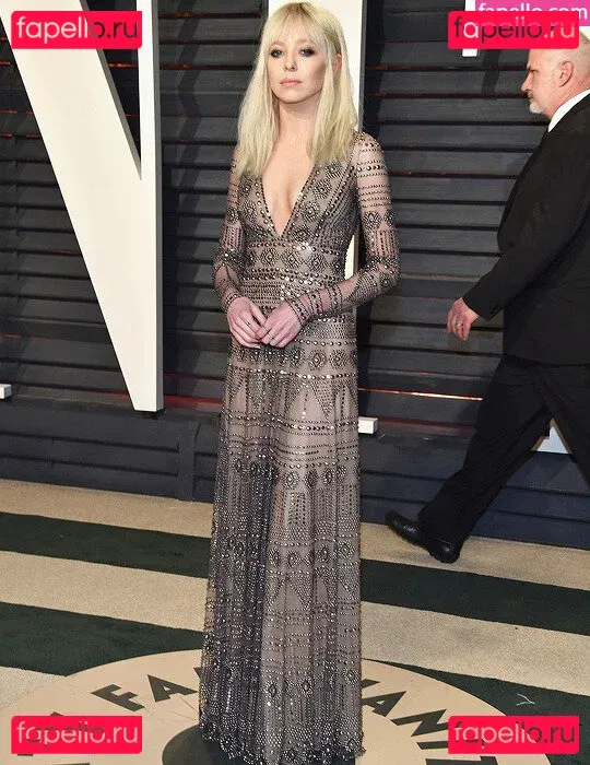 Portia Doubleday Onlyfans Photo Gallery 