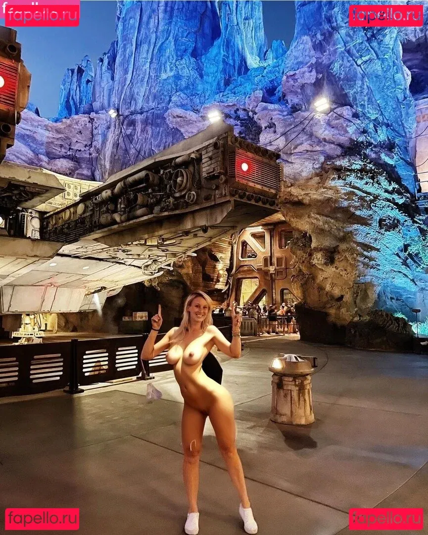 Cassie Popcorn Onlyfans Photo Gallery 