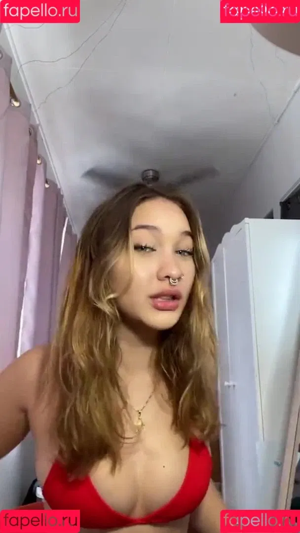 Halia Beamer Onlyfans Photo Gallery 
