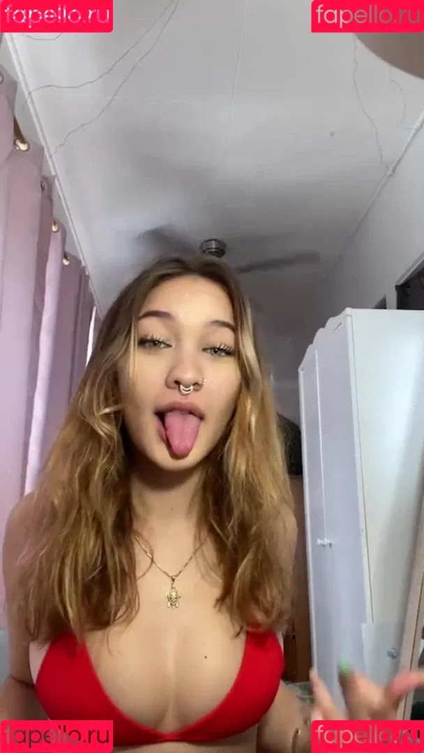 Halia Beamer Onlyfans Photo Gallery 