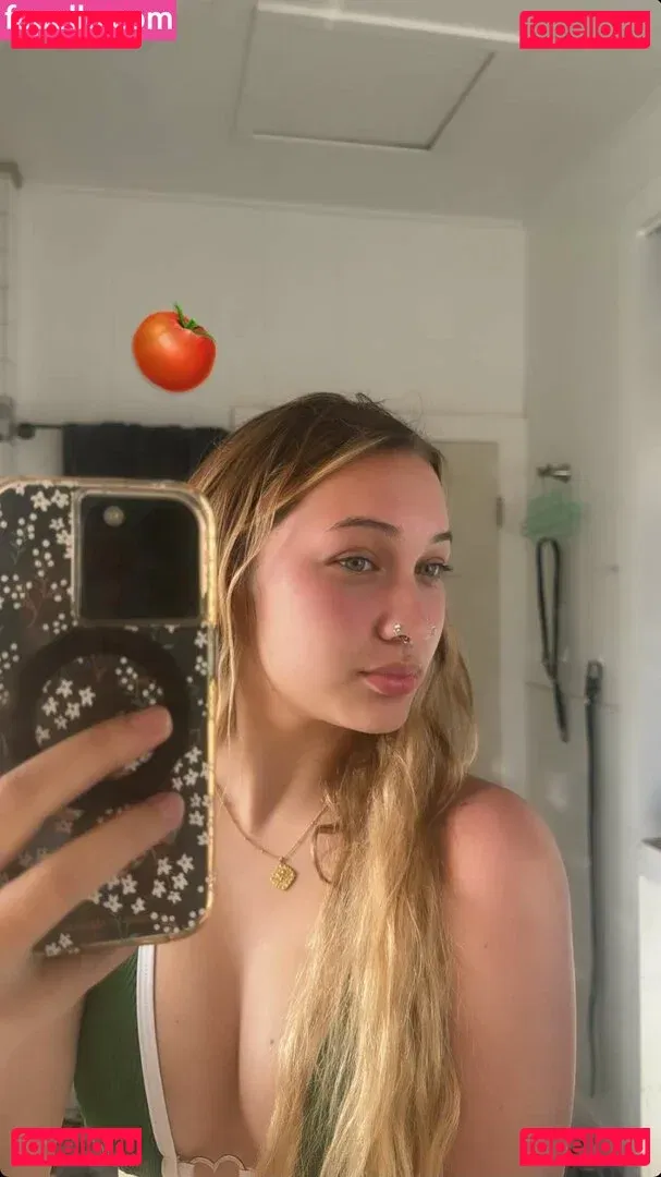 Halia Beamer Onlyfans Photo Gallery 