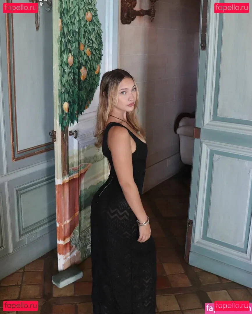 Halia Beamer Onlyfans Photo Gallery 