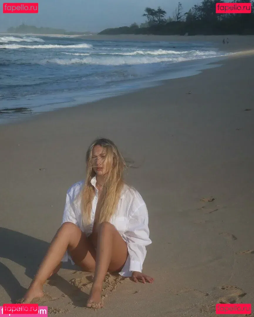 Halia Beamer Onlyfans Photo Gallery 