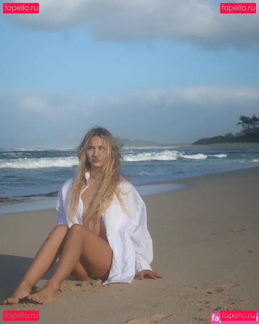 Halia Beamer Onlyfans Photo Gallery 