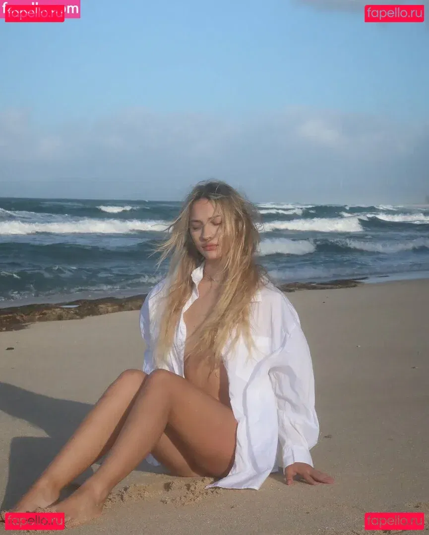 Halia Beamer Onlyfans Photo Gallery 