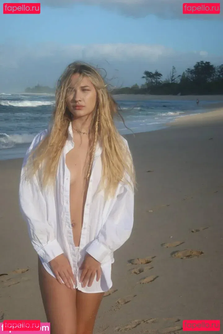 Halia Beamer Onlyfans Photo Gallery 