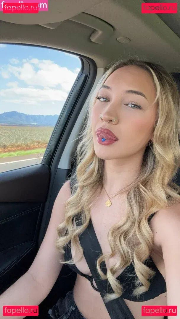 Halia Beamer Onlyfans Photo Gallery 