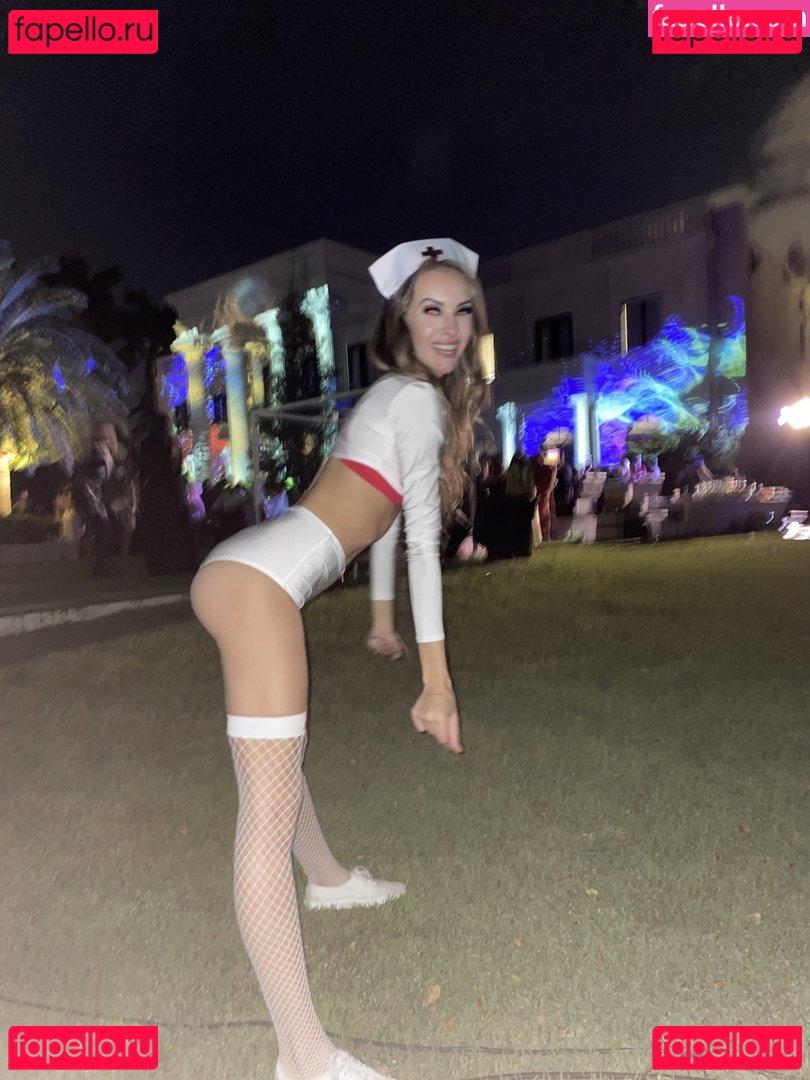 Charity Crawford / bunsofuns / charity_crawford__ / charitycrawford / charitycrawford_official Nude Onlyfans Photo 96