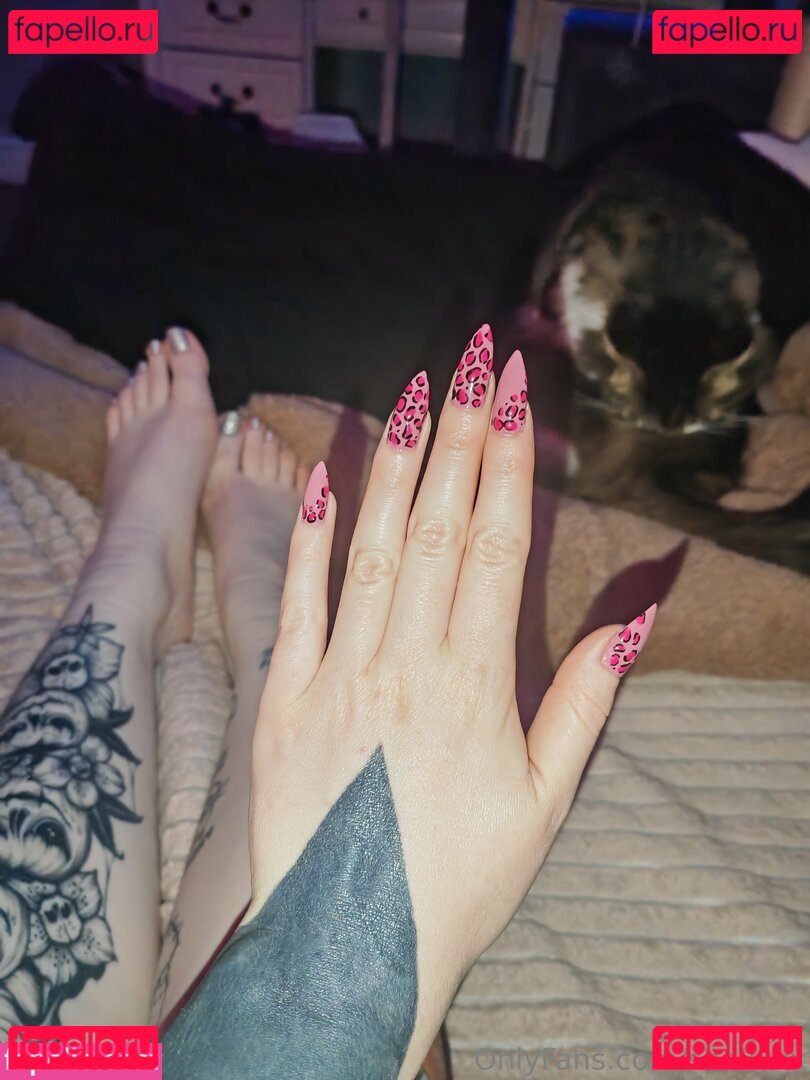 Scarlett / shakyxx Onlyfans Photo Gallery 